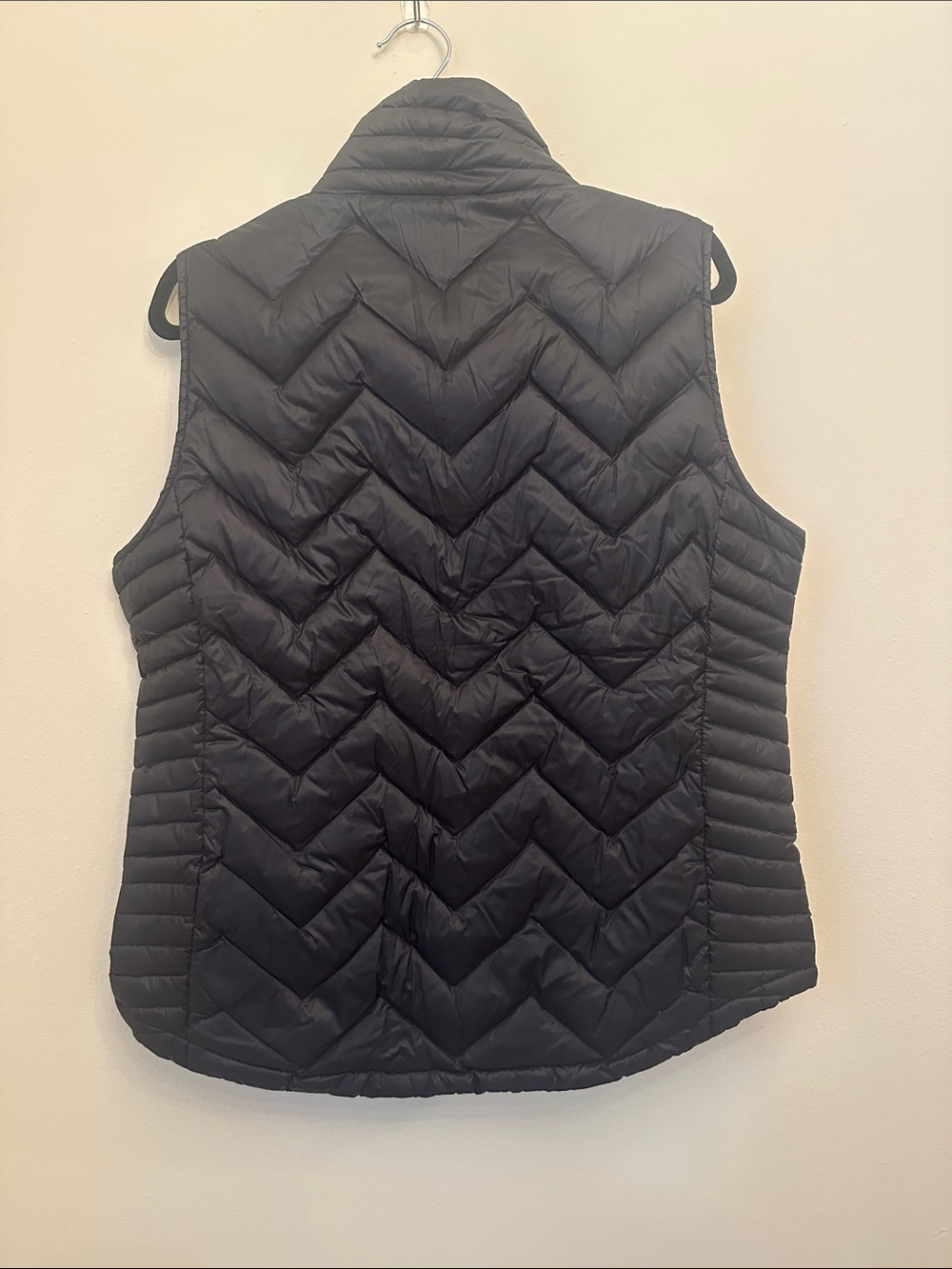 Calvin Klein Black Quilted Premium Down‎ Vest with High Collar Zip-up Sz XL - Picture 3 of 4